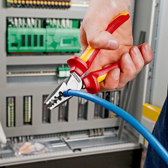 Pince a sertir 180mm embouts 0,25-16mm² KNIPEX - 97 78 180 SB