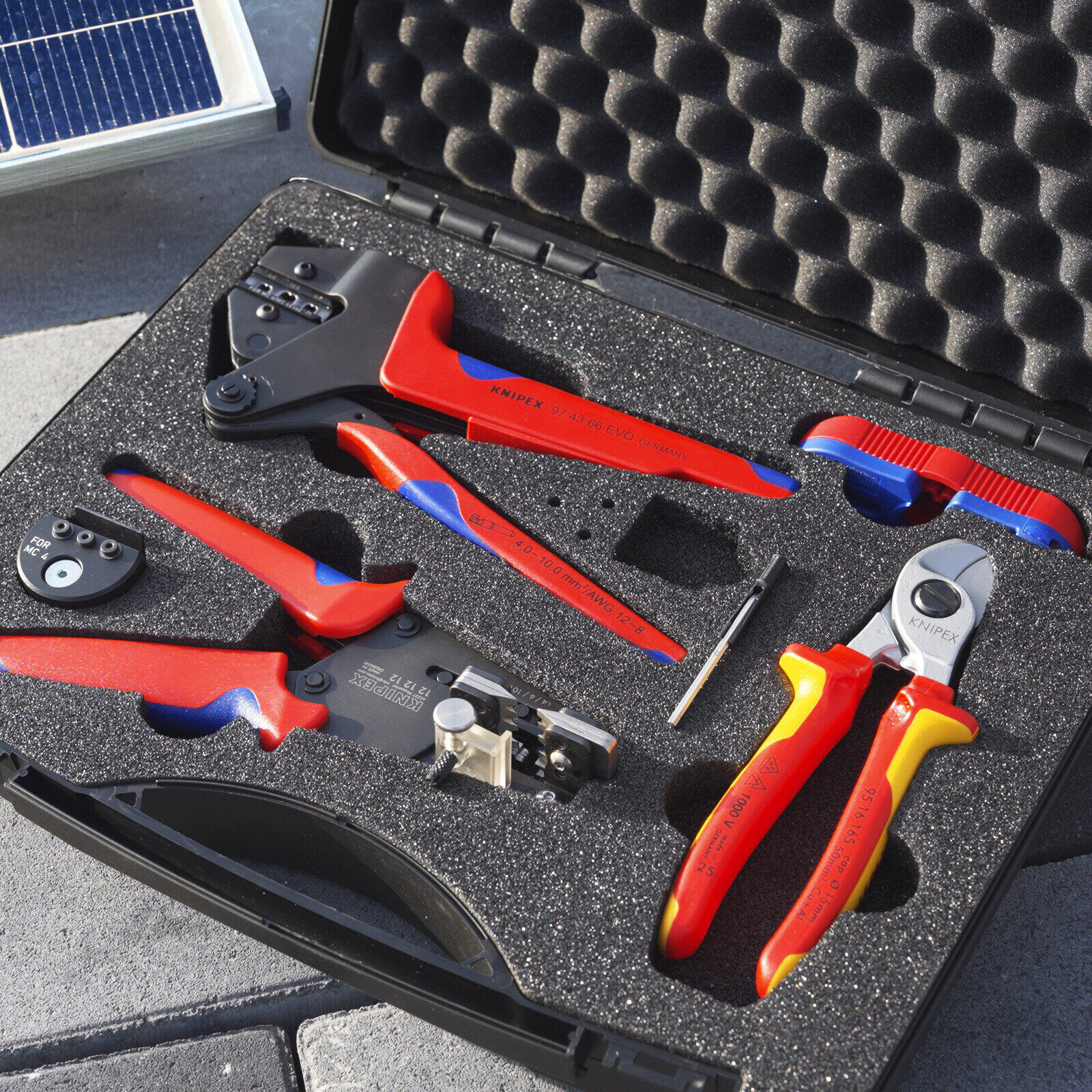 Malette à outils Photovoltaïque KNIPEX MC4 KNIPEX - 979104V03