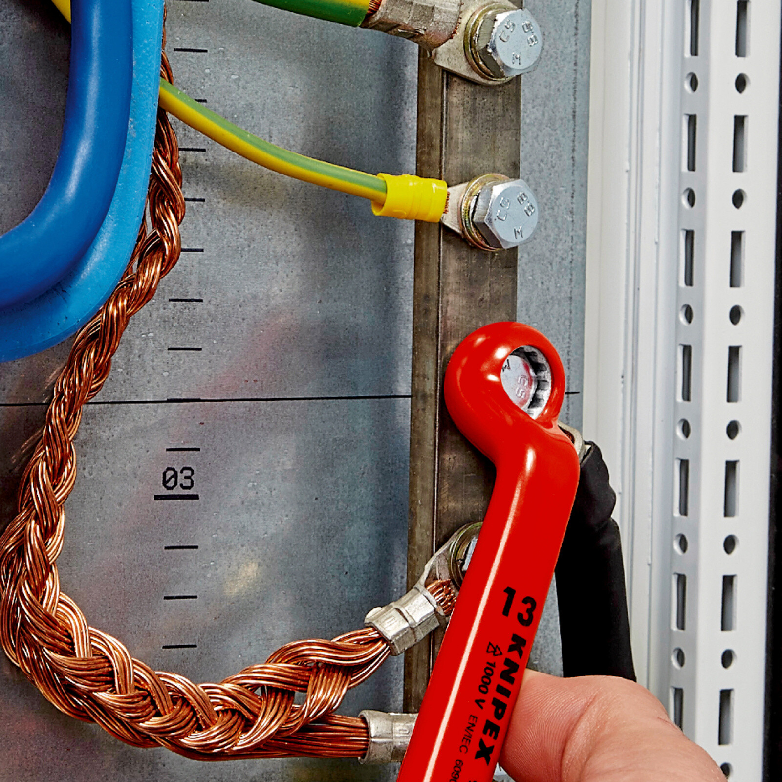 Clé polygonale - 8mm - Contre-coudée 12 pans - Longueur 155mm - Isolée 1000V KNIPEX - 980108