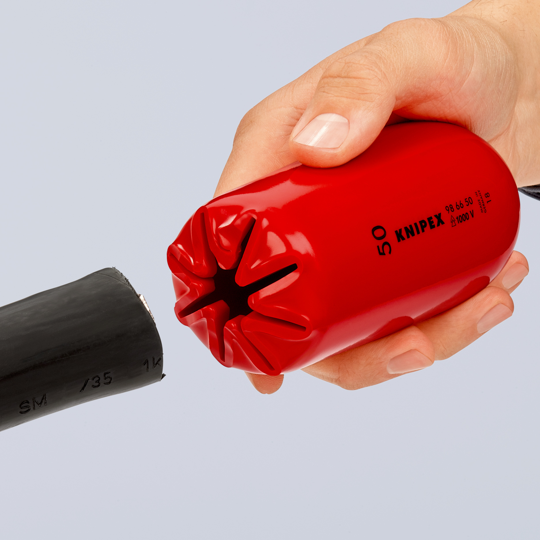 Embout de sécurité conique autobloquant 50mm- Longueur 130mm - Isolé 1000V KNIPEX - 986650