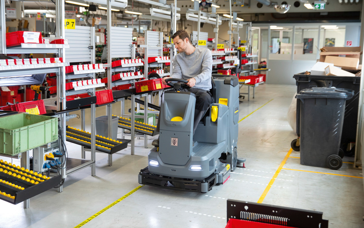 Autolaveuse autoportée B 110 R Bp Pack 170Ah+R75 KÄRCHER - 1.161-415.0