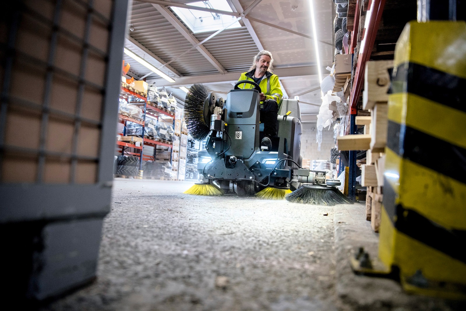 Balayeuse autoportée KM 100/120 R Bp Pack 4SB - KÄRCHER - 1.280-173.0