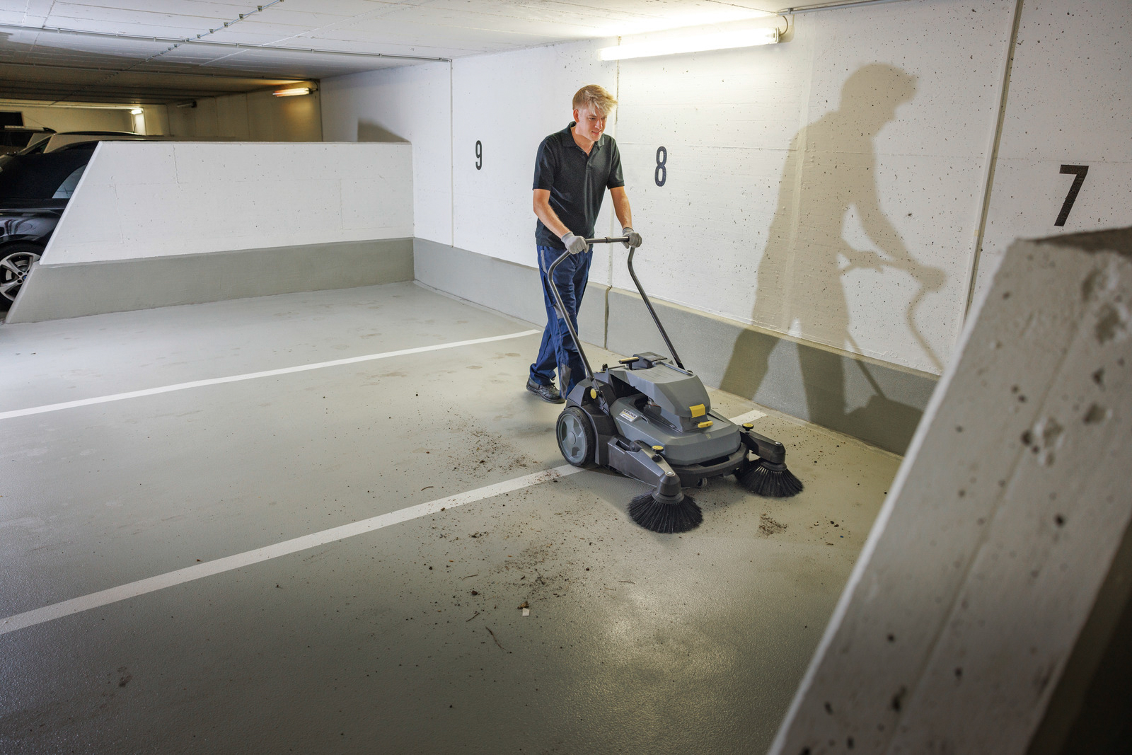 Balayeuse autotractée KM 70/30 C BP 2SB KÄRCHER - 1.517-231.0