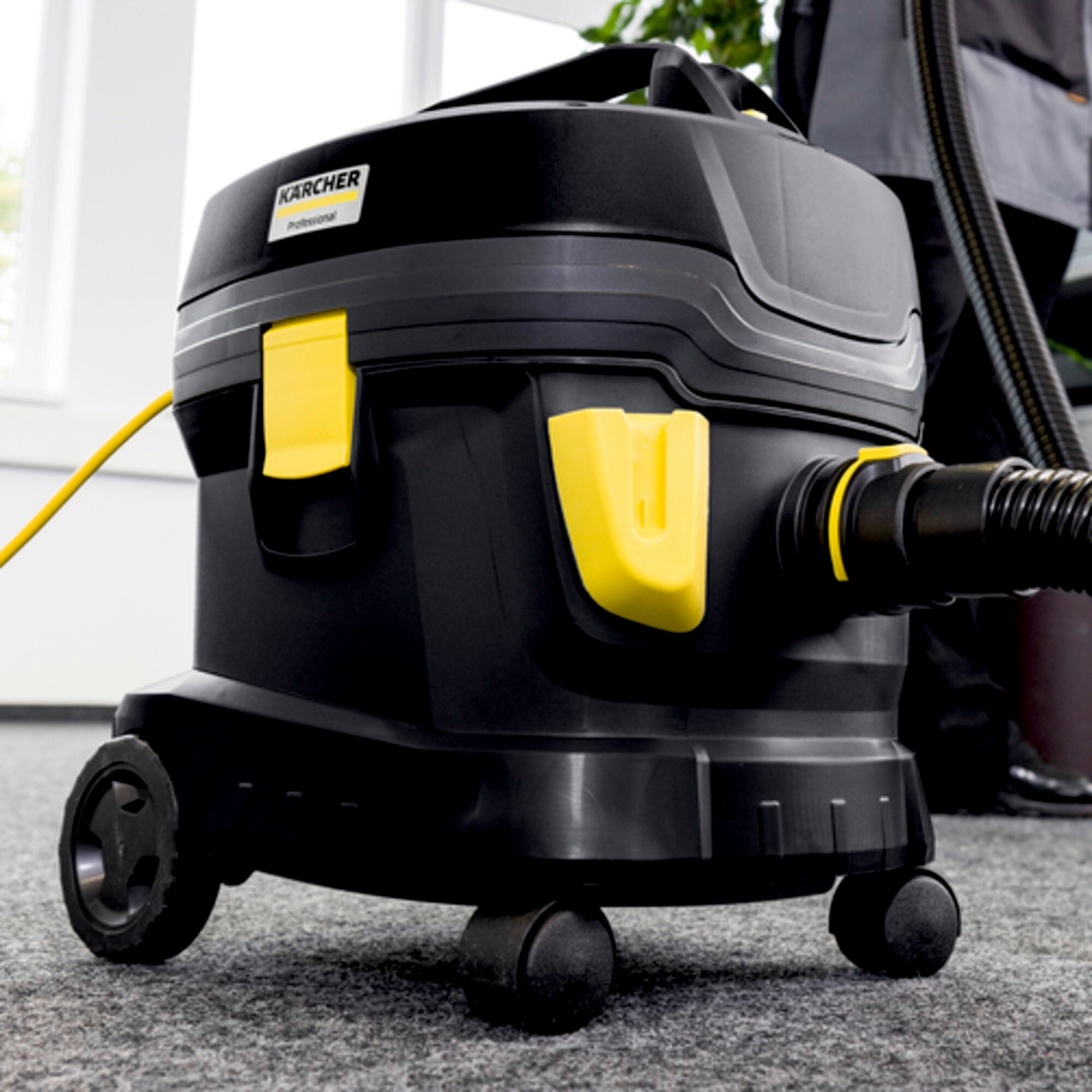 Aspirateur poussières T 11/1 Classic HEPA Re!plast tube métal + 10 m elec - KÄRCHER - 1.527-208.0