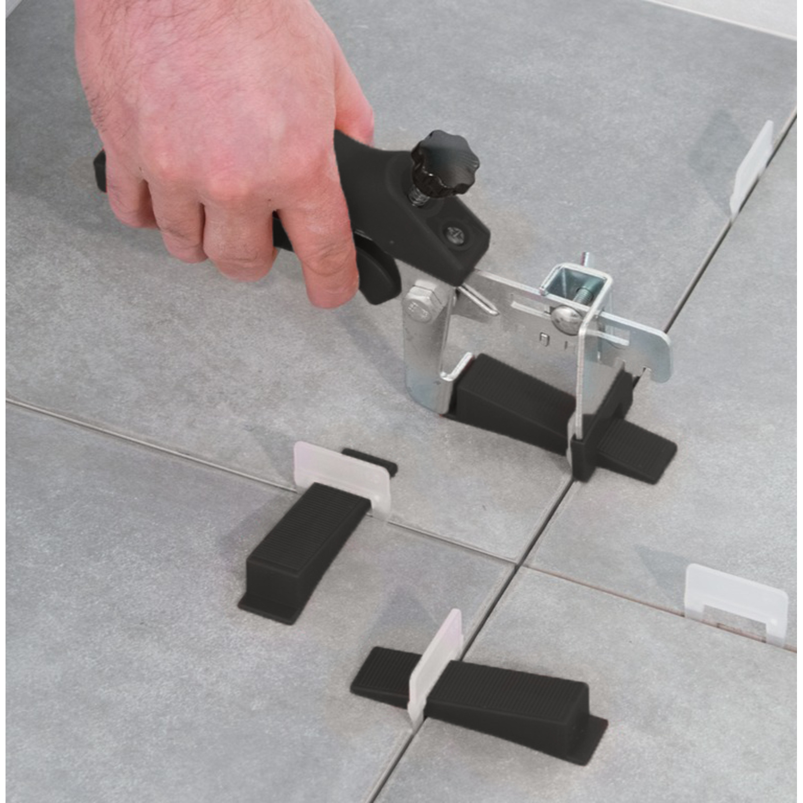 Pince de nivellement pour carreaux de 3 à 13 mm L'OUTIL PARFAIT - 1172000