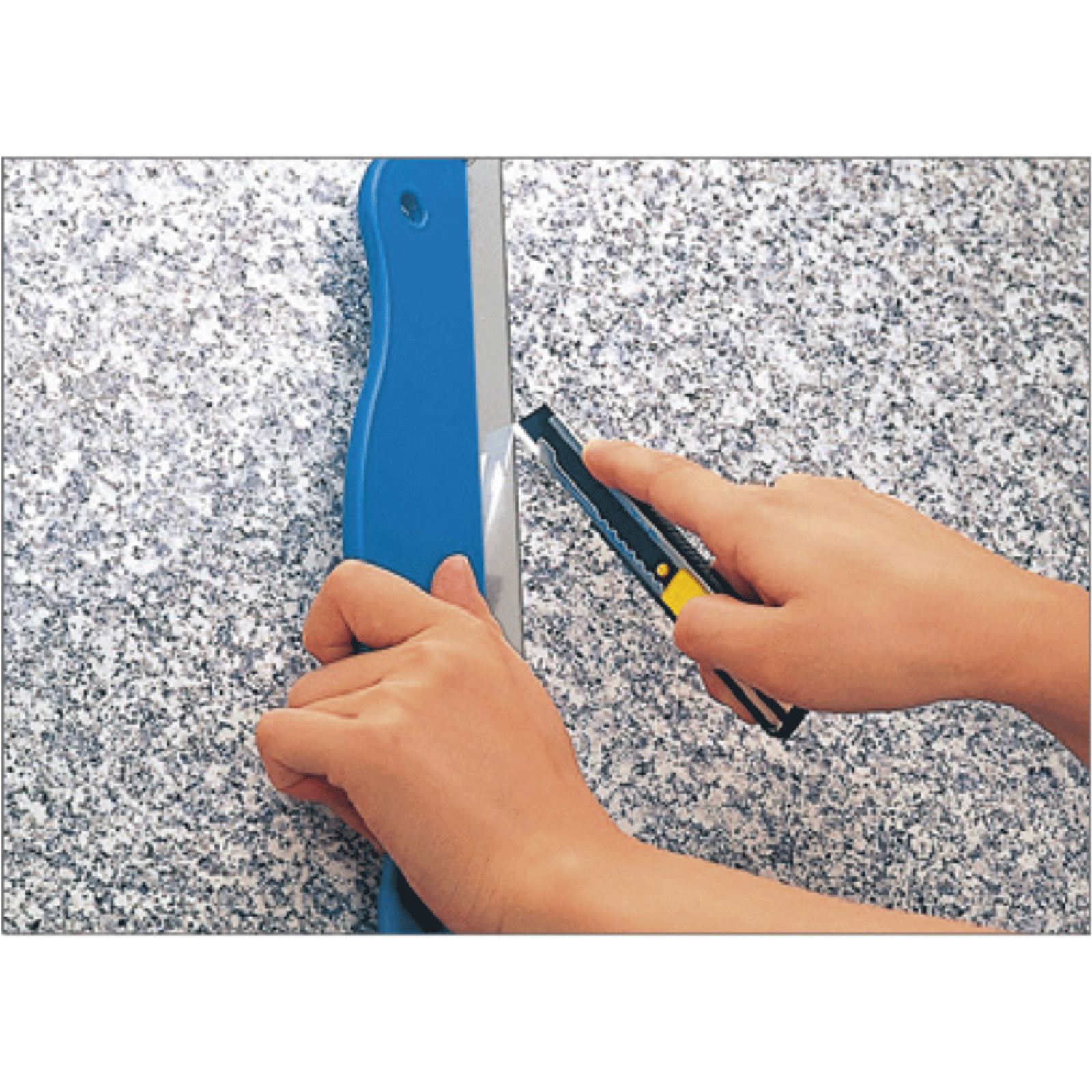 Cutter Olfa 12 mm FWP-1 Papiers peints L'OUTIL PARFAIT - 162000