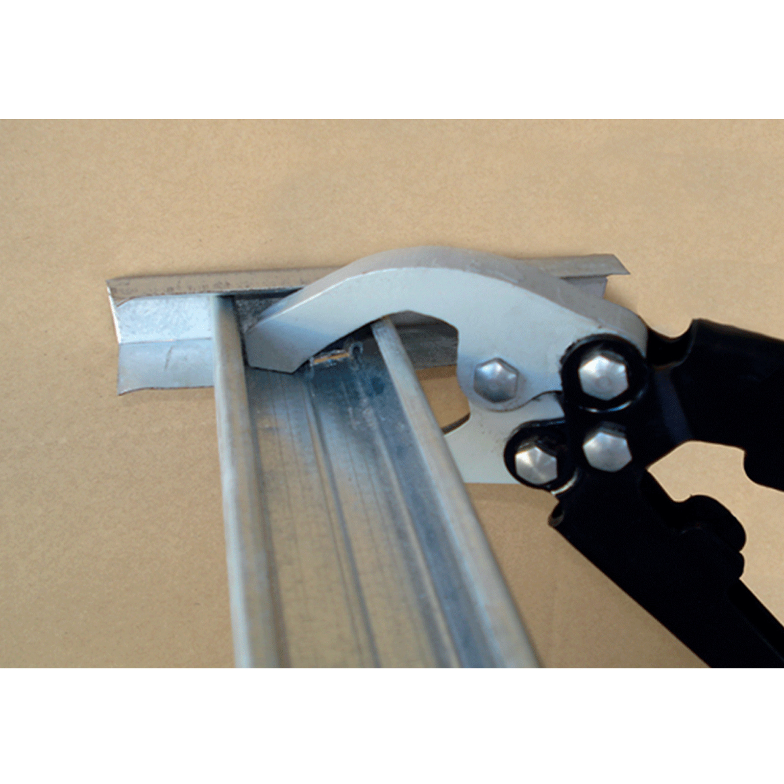 Pince à sertir rails et montants Taille 330 mm L'OUTIL PARFAIT - 3007000