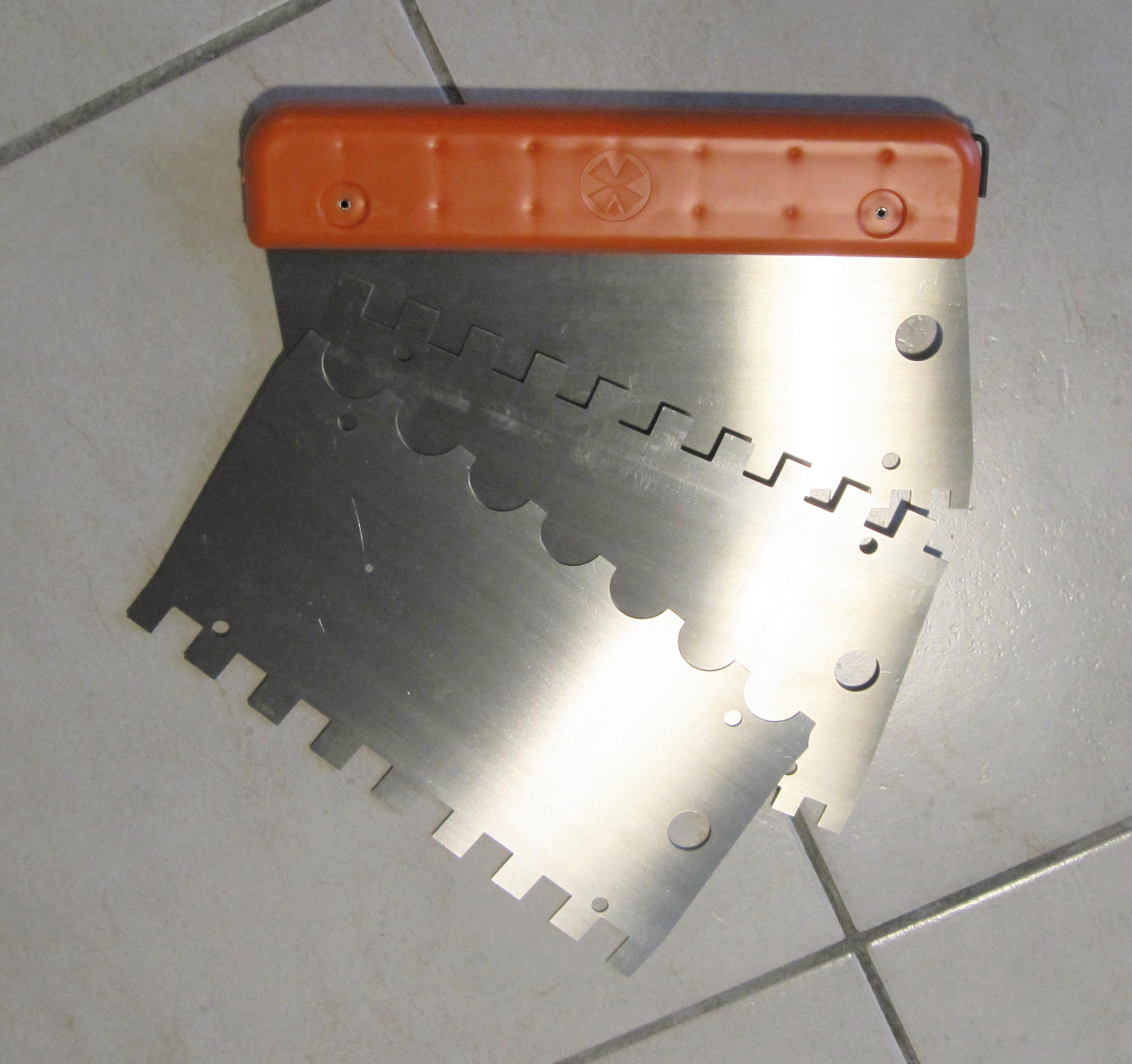 KIT LAMES A CARRELER ACIER 3 LAMES + POIGNEE ORANGE MONDELIN - 225201