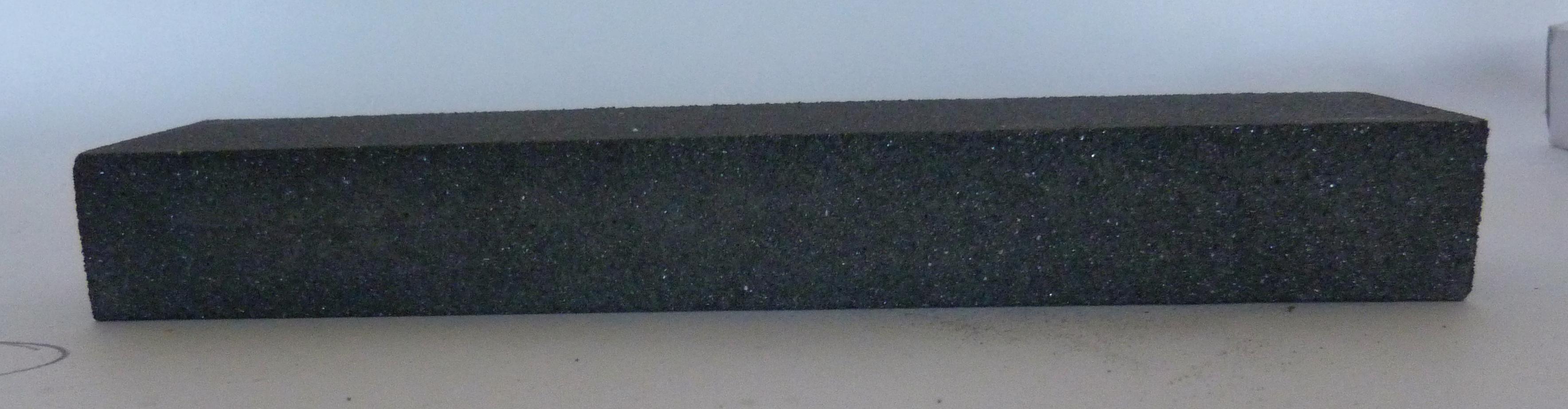 BRIQUE DE CARBORUNDUM GRAIN 60 50X25X200MM MONDELIN - 302220