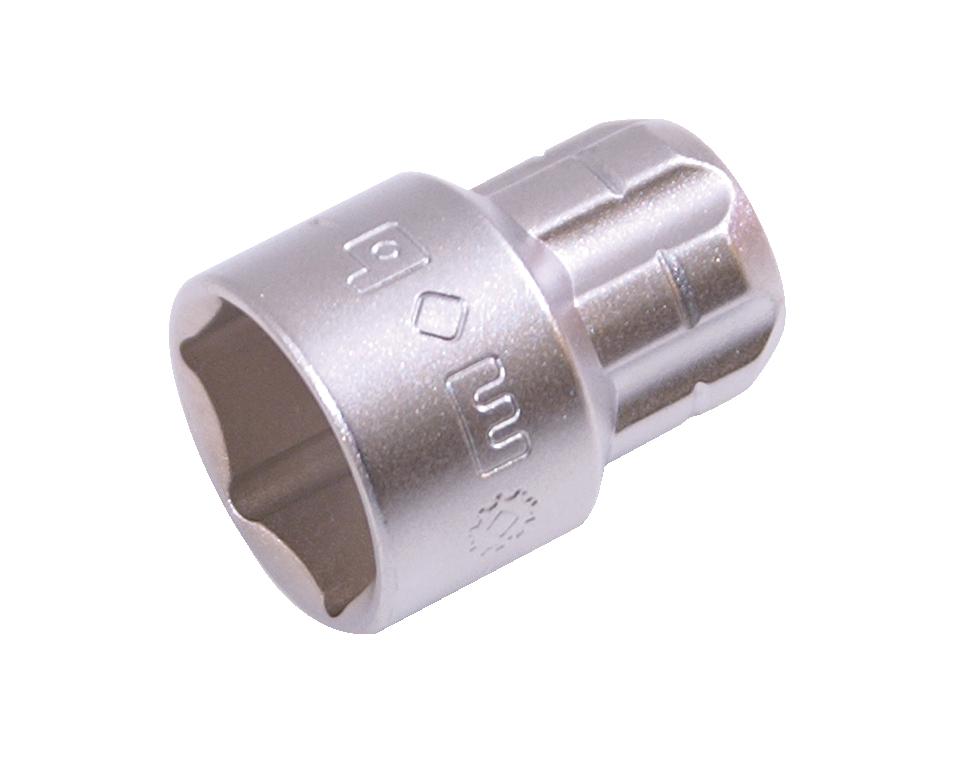 DOUILLE DEBOUCHANTE 6 PANS 17MM - MOB OUTILLAGE - 9231170001