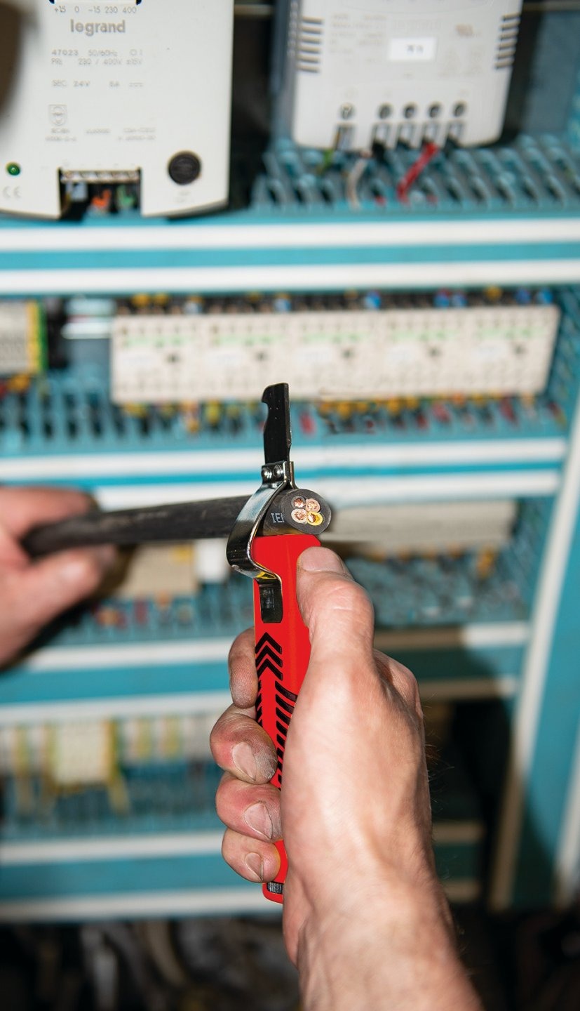 Dégaineur capacité coupe Ø 8 à 28mm - MOB OUTILLAGE - 9334001001