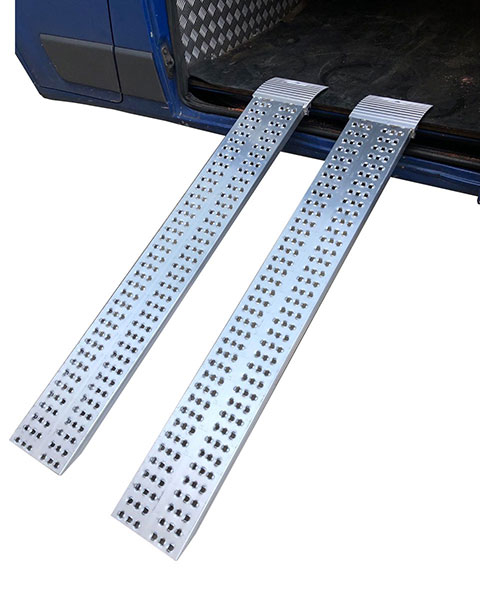 PAIRE DE RAMPES DE CHARGEMENT METALMEC 030X215X1990 DROITE SANS BORDS - MM010S02020