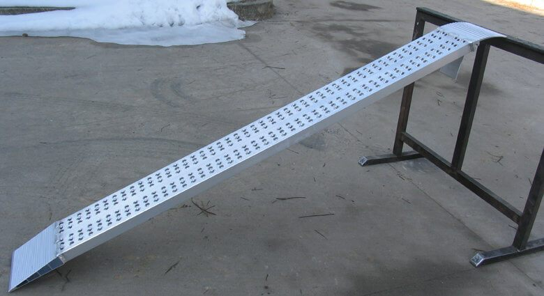 PAIRE DE RAMPES DE CHARGEMENT METALMEC 030X415X3500 SANS BORDS - MM040SL4035