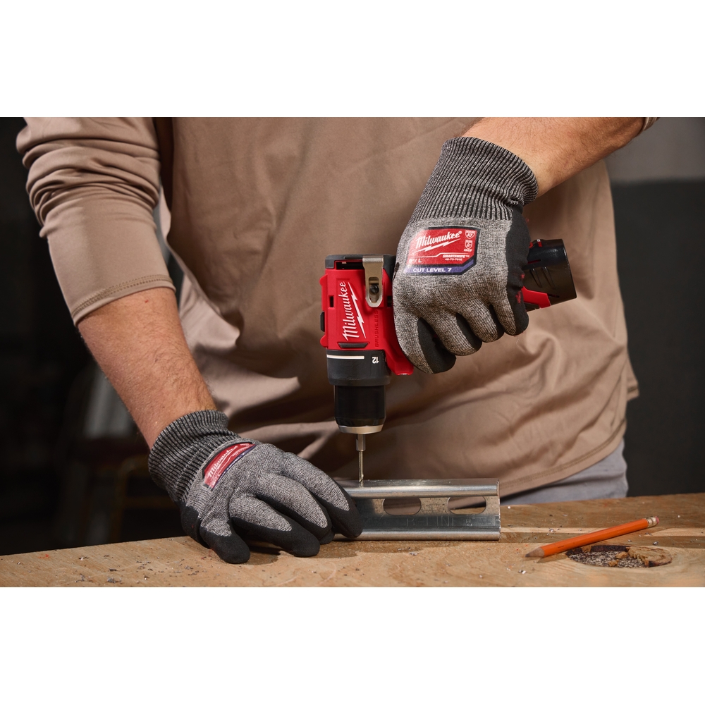 Perceuse compacte Brushless 12 V 40Nm 2Ah 1 chargeur C12C M12 BLPDRC-202C MILWAUKEE - 4933500422