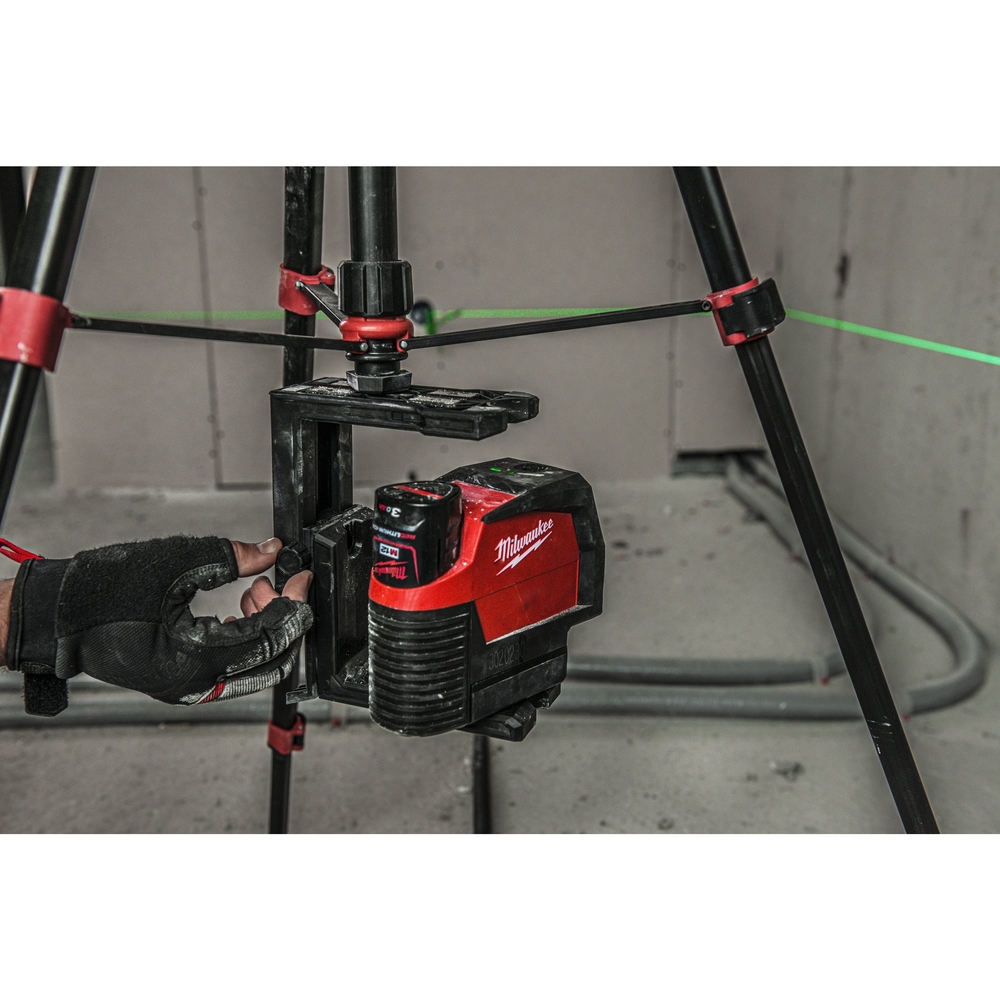 LASER VERT 2 LIGNES MILWAUKEE M12 AVEC APLOMB CLLP-0C 4933478101