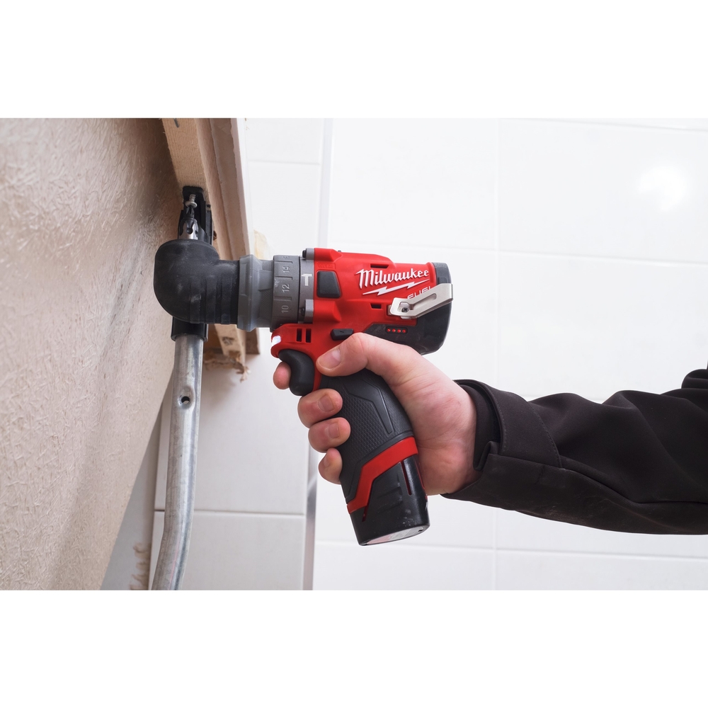 Perceuse à percussion 6 en 1 M12 FUEL MILWAUKEE avec mandrins amovibles 4933464138