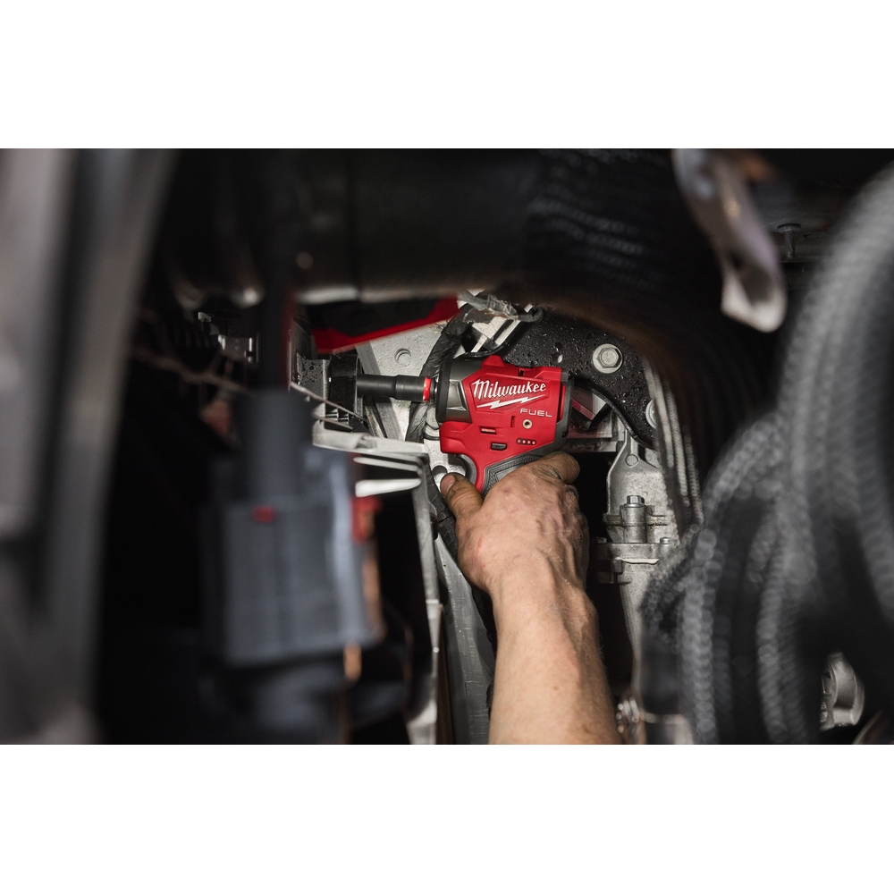 Boulonneuse à chocs sous-compacte M12 FUEL 3/8'' 2,5Ah M12 FSCIWF38-252X MILWAUKEE - 4933498970