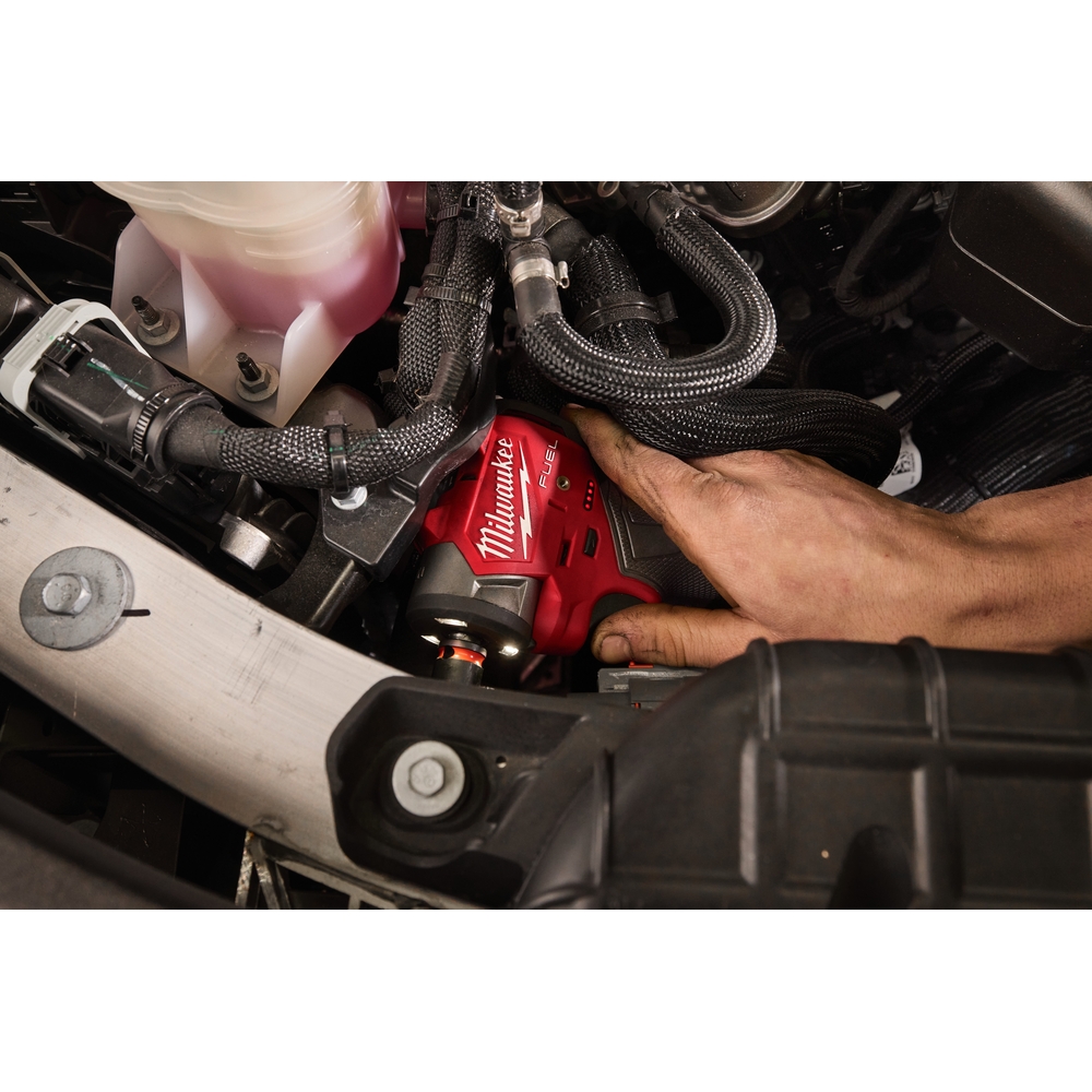 Boulonneuse à chocs sous-compacte M12 FUEL 3/8'' 2,5Ah M12 FSCIWF38-252X MILWAUKEE - 4933498970