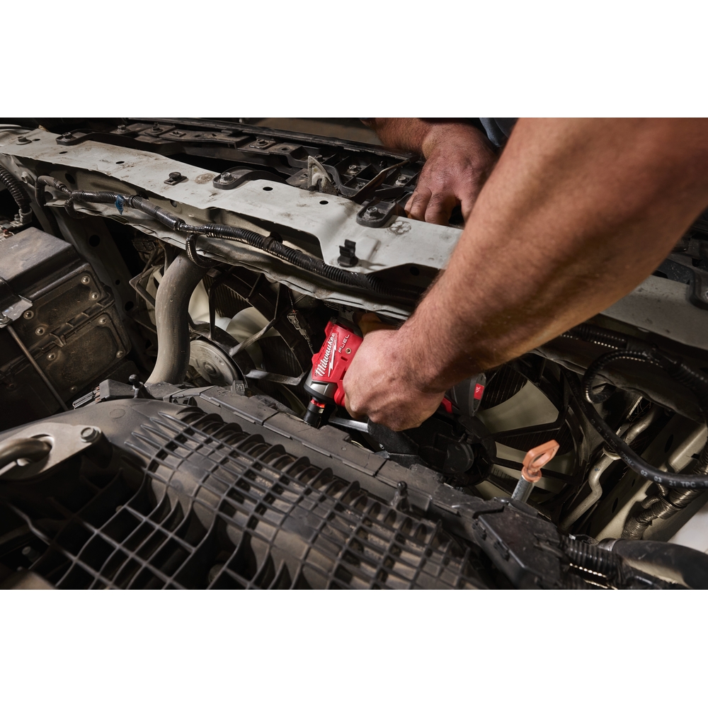 Boulonneuse à chocs sous-compacte M12 FUEL 3/8'' 2,5Ah M12 FSCIWF38-252X MILWAUKEE - 4933498970