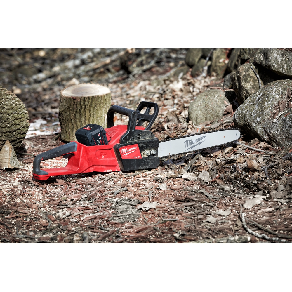 Tronçonneuse MILWAUKEE M18 FCHS35-0 FUEL 18V guide de 35 cm, sans batterie - 4933479678