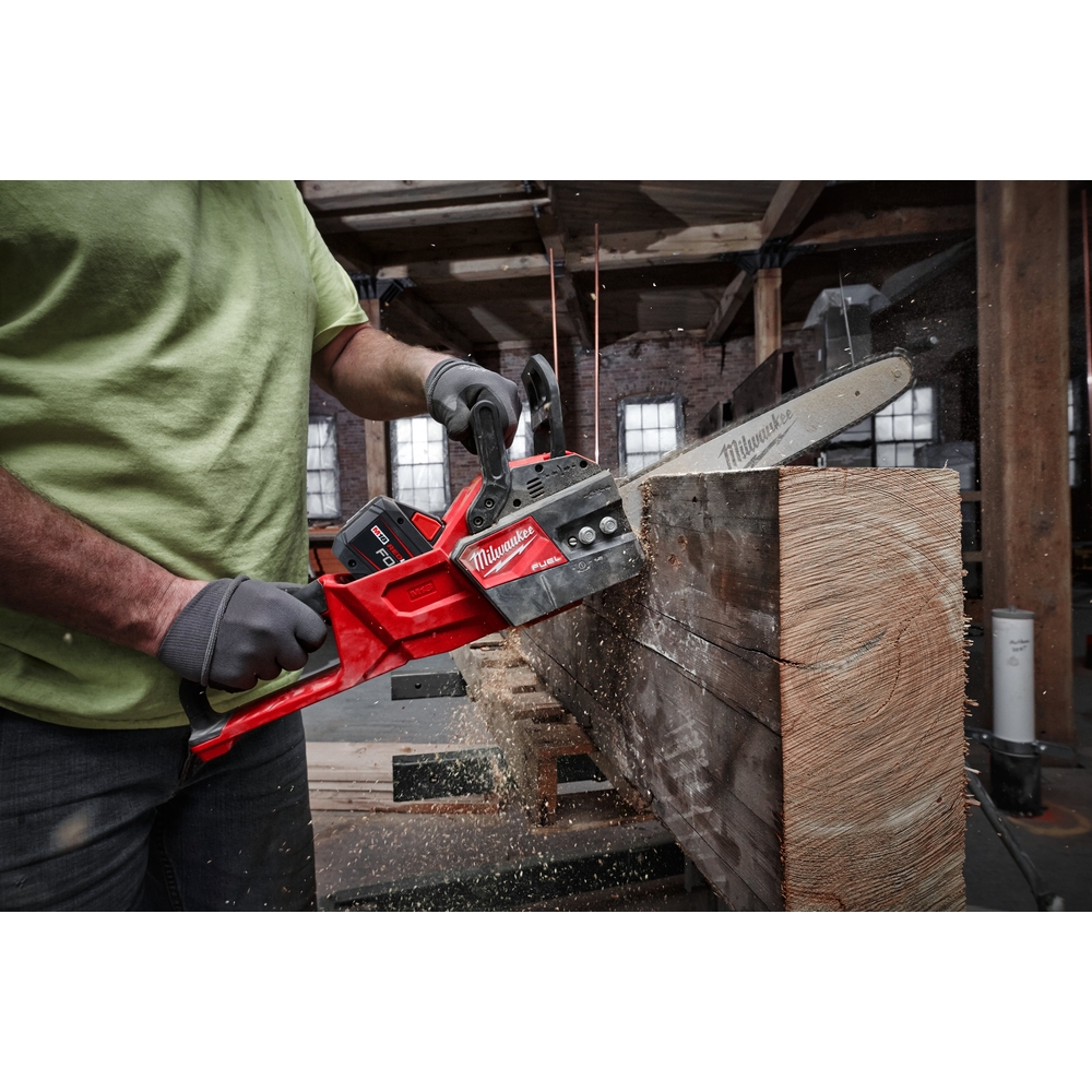 Tronçonneuse MILWAUKEE M18 FCHS35-0 FUEL 18V guide de 35 cm, sans batterie - 4933479678