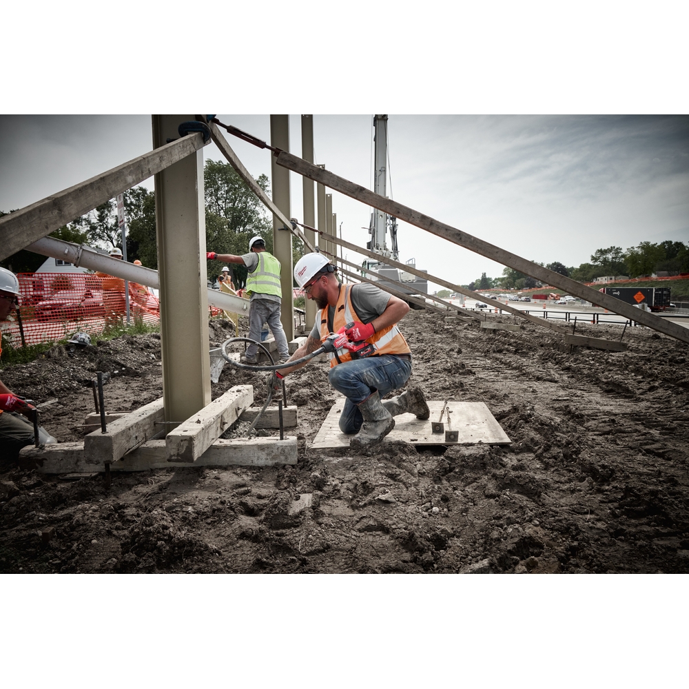 Aiguille vibrante M18 FCV N12-0 MILWAUKEE 18V flexible 1.2m sans batterie 4933479596