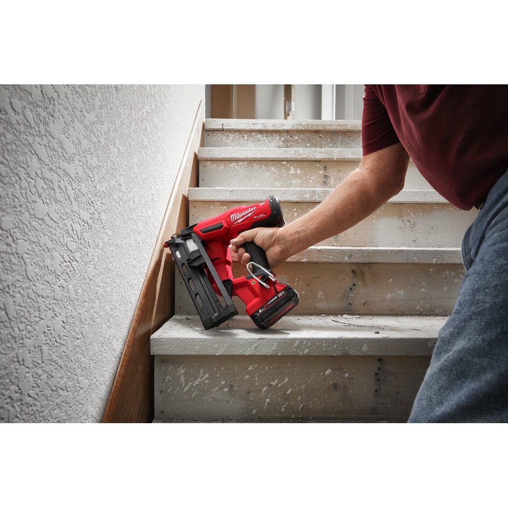 Cloueur de finition MILWAUKEE M18 FN16GA-0X FUEL, 18V, 16 Gauge, sans batterie - 4933478094