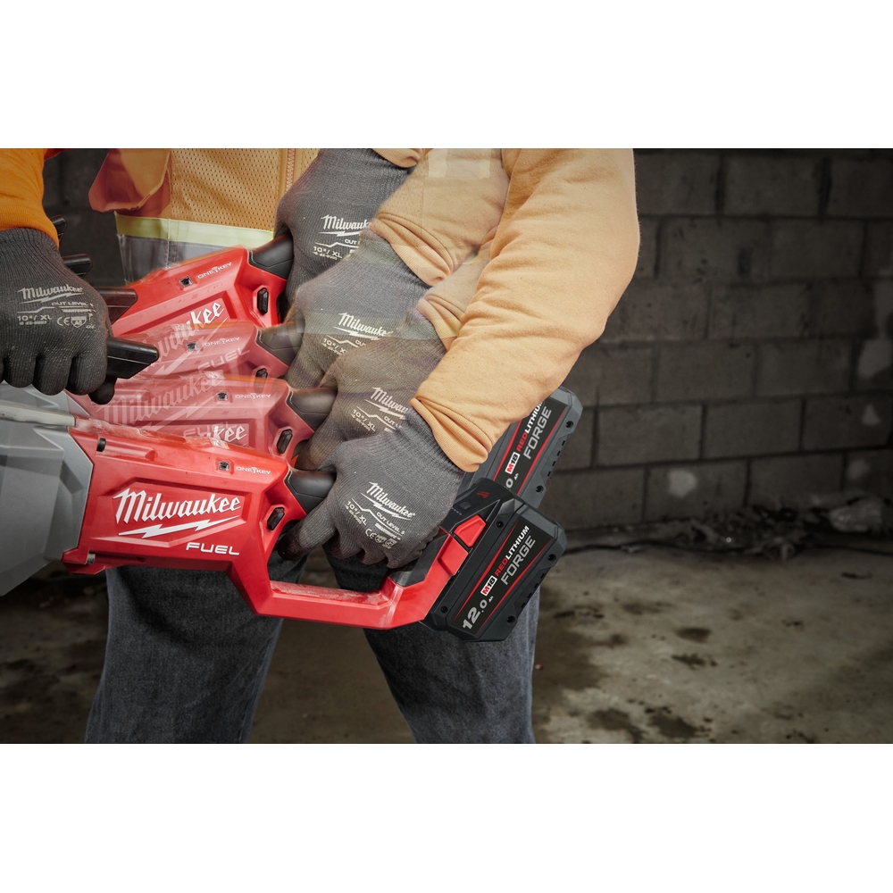 Filiere pour tuyau fuel one key, autostop, 18v, sans batterie MILWAUKEE - 4933478596