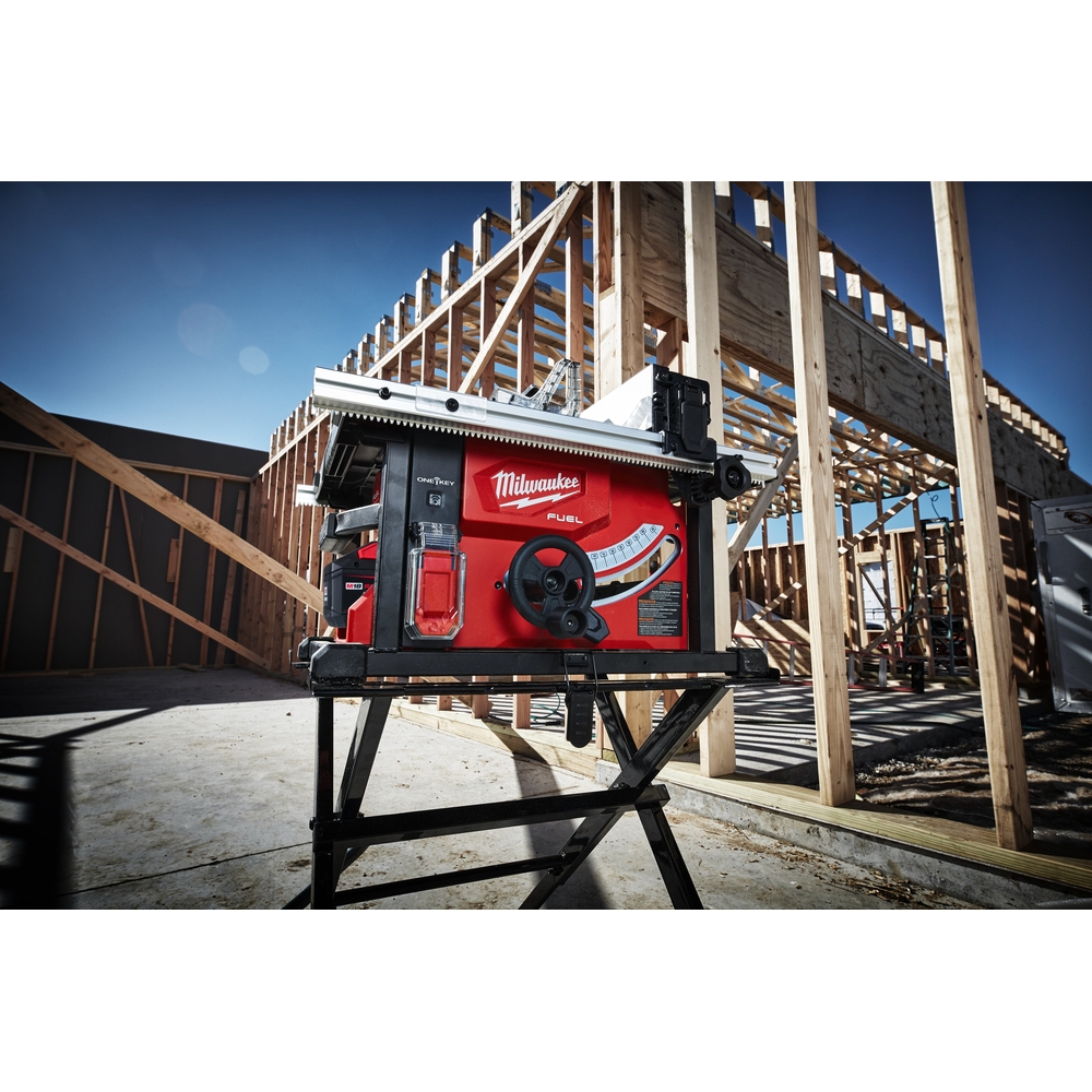 Scie sur table FUEL/ 18V / 210mm, sans batterie MILWAUKEE M18 FTS210-0 - 4933464722