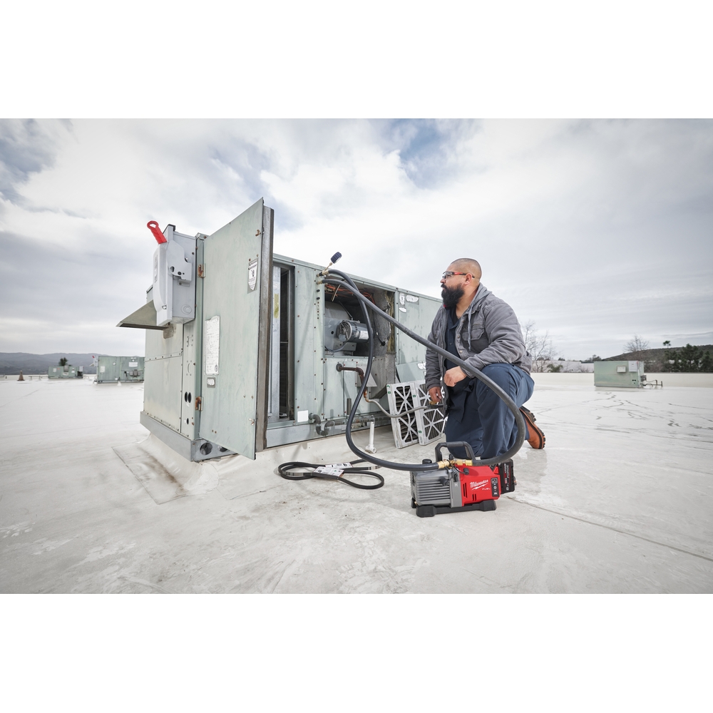 POMPE À VIDE 18 VOLTS M18 FUEL FVP5-0 - MILWAUKEE - 4933492853
