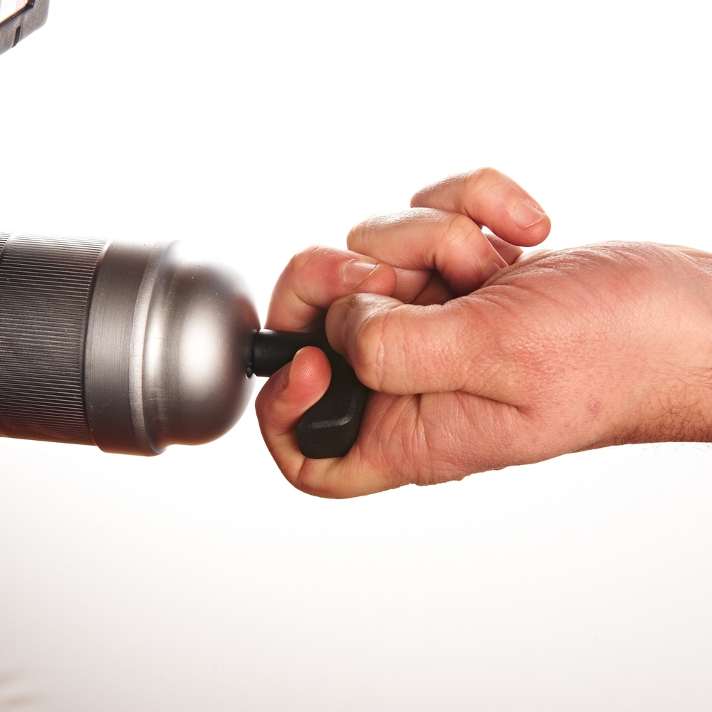 Pompe à graisse MILWAUKEE M18 GG-201C 18V 2 Ah avec batterie - 4933440490