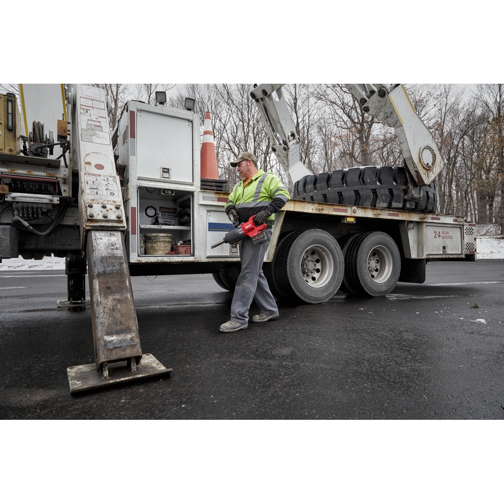 Boulonneuse à Choc MILWAUKEE M18 ONEFHIWF1D-0C FUEL Carré 1'' avec poignée en D et nez long, 18V, Bluetooth, 2576 / 2711Nm - 4933471755