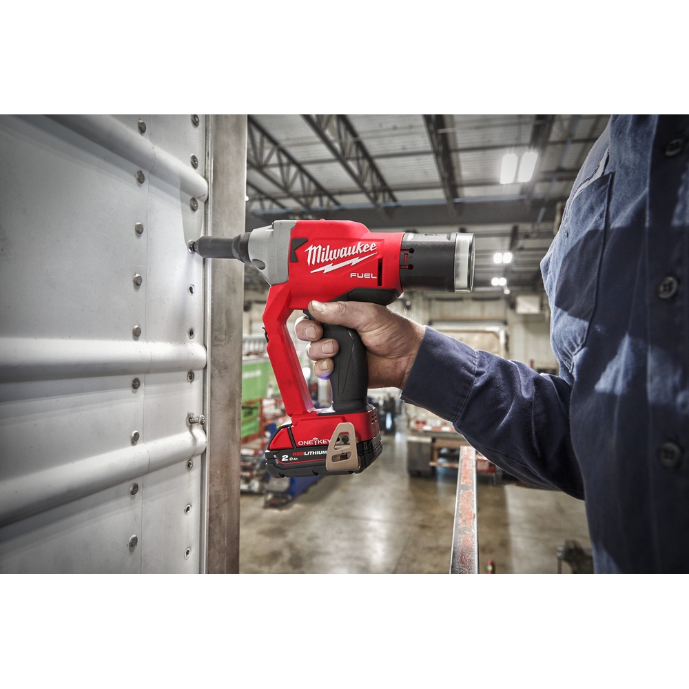 Riveteuse fuel one key, 18v, sans batterie, hd box MILWAUKEE - 4933478601