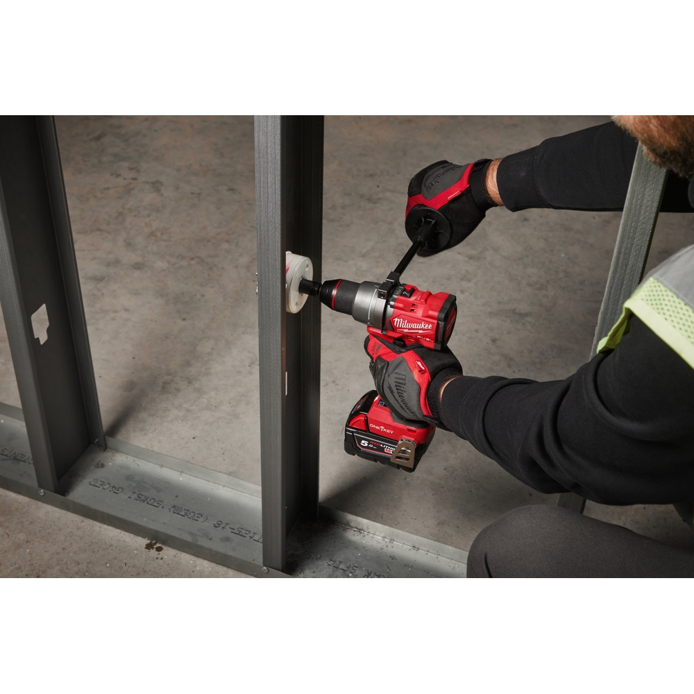 Perceuse à percussion MILWAUKEE 158 NM M18 ONEPD3-502X avec batteries 4933492801