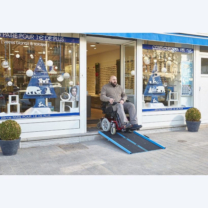 Rampe d’Accès Pliable en Aluminium Avec Carillon Longueur 106m - MOTTEZ - A380C10