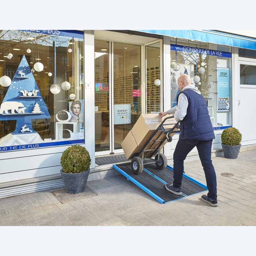 Rampe d’Accès Pliable en Aluminium Avec Carillon Longueur 136m - MOTTEZ - A380C13