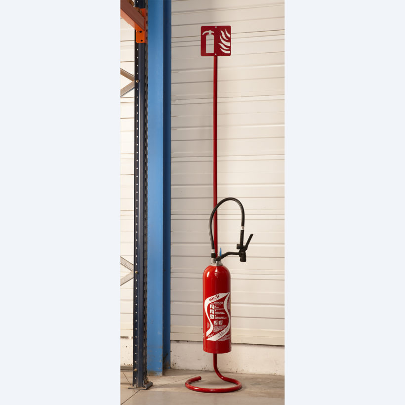  Support extincteur sur pied  - MOTTEZ - B122C