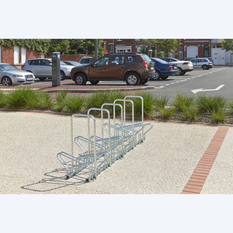 Range 10 vélos au sol Modèle Hollande face à face avec arceaux pour antivol - MOTTEZ - B197AR