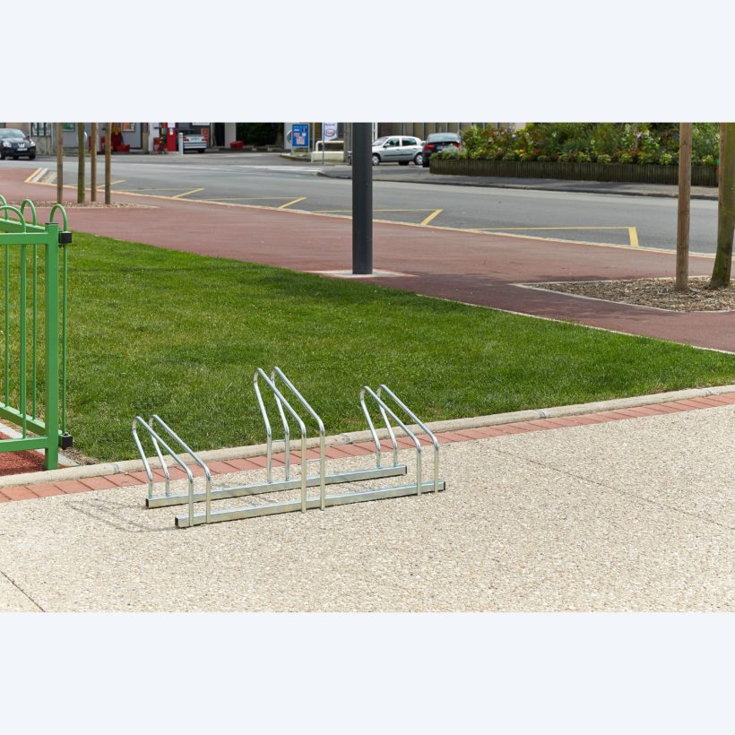 Râtelier sur 2 niveaux 3 vélos Modèle Hollande côte à côte - MOTTEZ - B199C