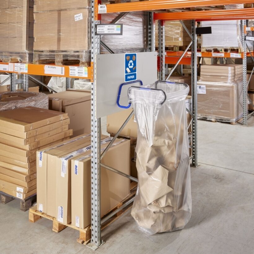 Lot de 2 Supports Muraux pour Sacs 240 / 400 L - réf. W073 / W074 - MOTTEZ - M008C2