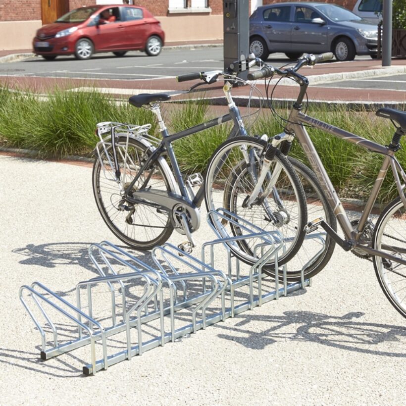  Range 8 vélos au sol Modèle Hollande face à face  - MOTTEZ - M025V8