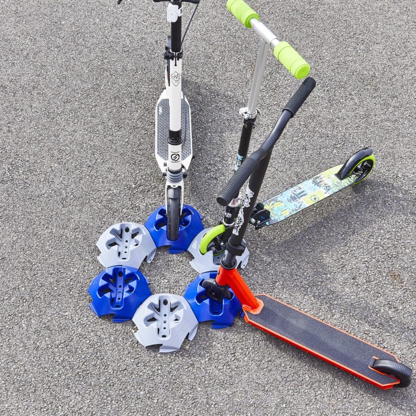  Support trottinette au sol bleu  - MOTTEZ - M058QBL