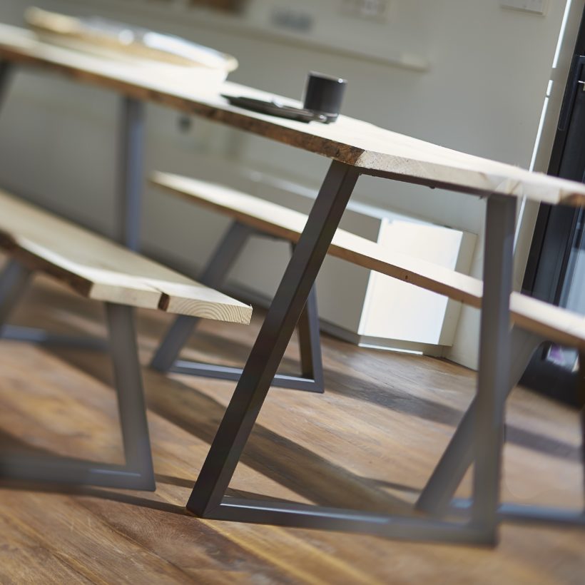  Pied de table/banc modèle trapèze H40 x L.Bas50 x L.haut20 cm vernis transparent couleur métal naturel  - MOTTEZ - M580VTR