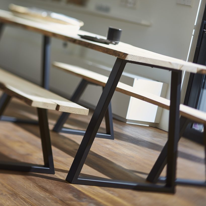 Pied de table modèle trapèze H71 x L.Bas70 x L.haut40 cm noir mat - MOTTEZ - M581VNO