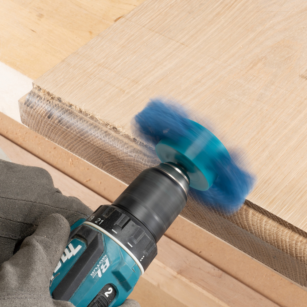 BROSSE EVE. 100MM CYL. NYL FIN - MAKITA - D-45755