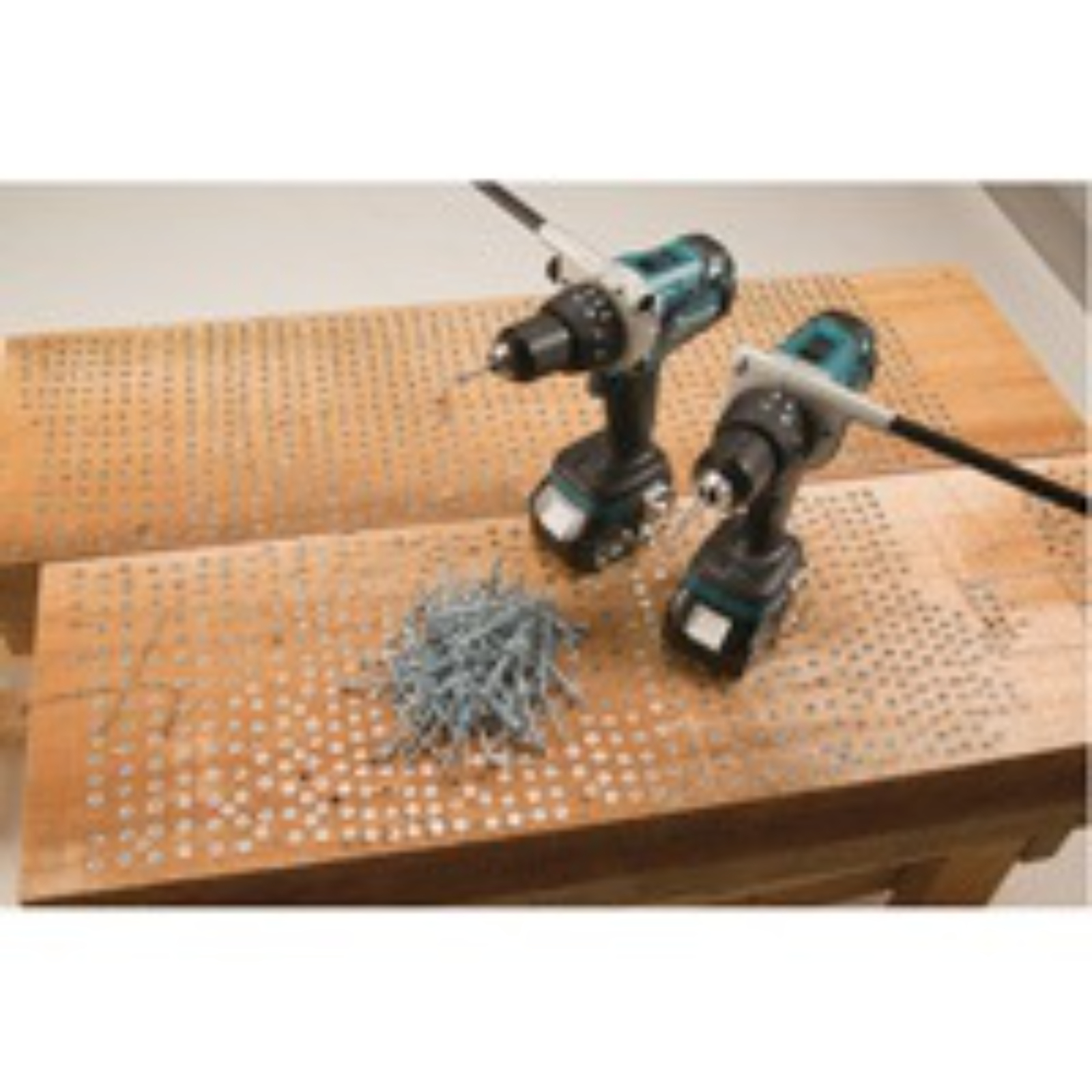 Perceuse visseuse à percussion 18 V Li-Ion D13 mm MAKITA - DHP481Z