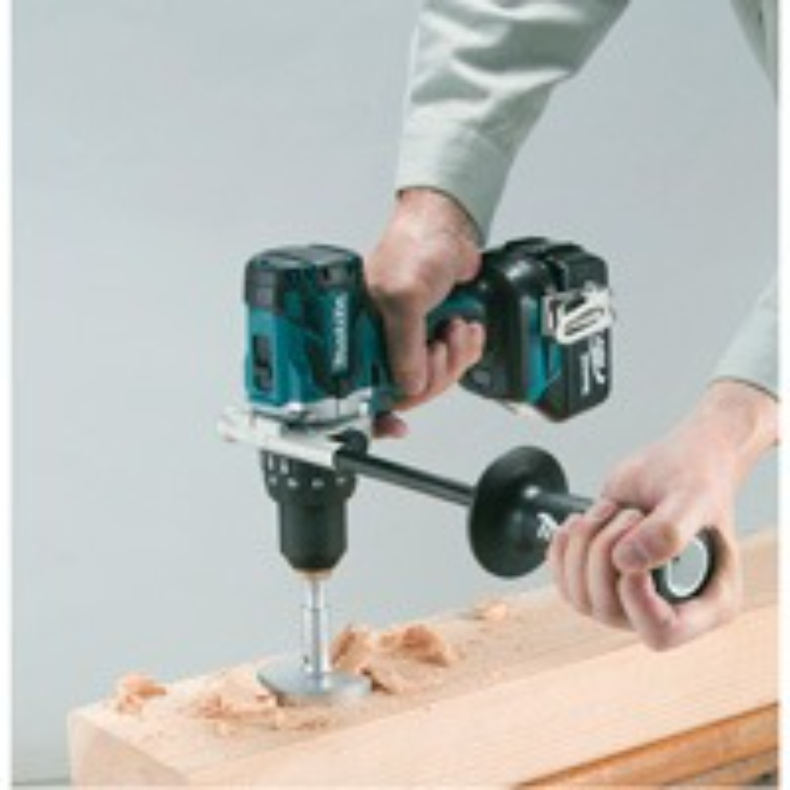 Perceuse visseuse à percussion 18 V Li-Ion D13 mm MAKITA - DHP481Z