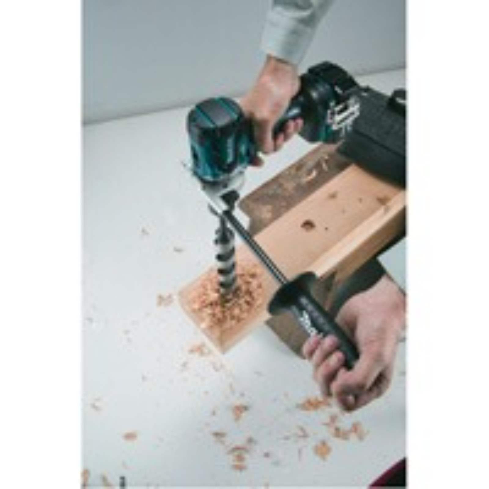 Perceuse visseuse à percussion 18 V Li-Ion D13 mm MAKITA - DHP481Z