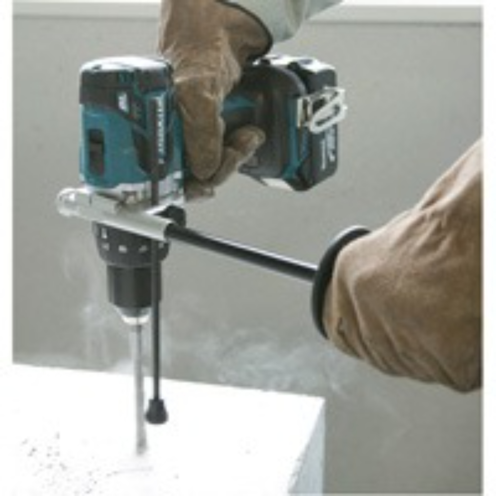 Perceuse visseuse à percussion 18 V Li-Ion D13 mm MAKITA - DHP481Z