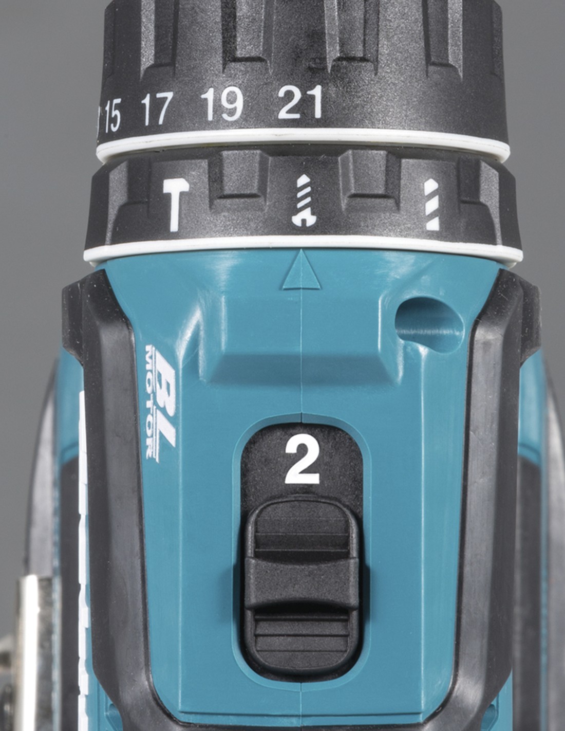 Perceuse Visseuse à percussion sans fils 18 V 3 Ah, 2 batteries - MAKITA - DHP485RFJ